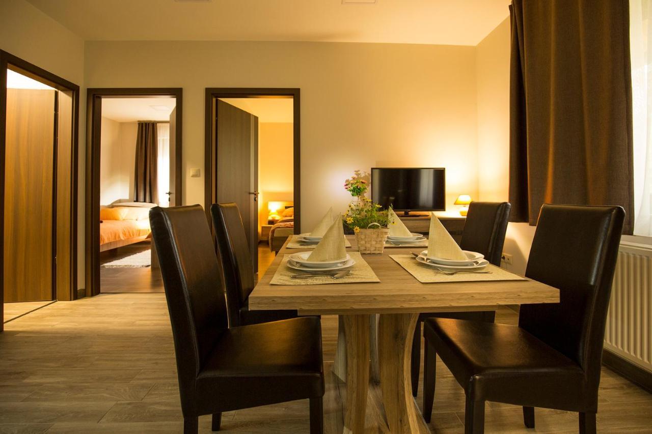 Bodzahaz Apartman Tarjan ภายนอก รูปภาพ